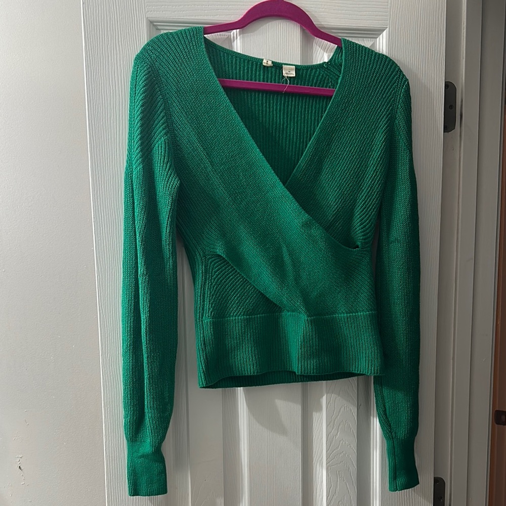 Kelly Green V-Neck Women's Sweater